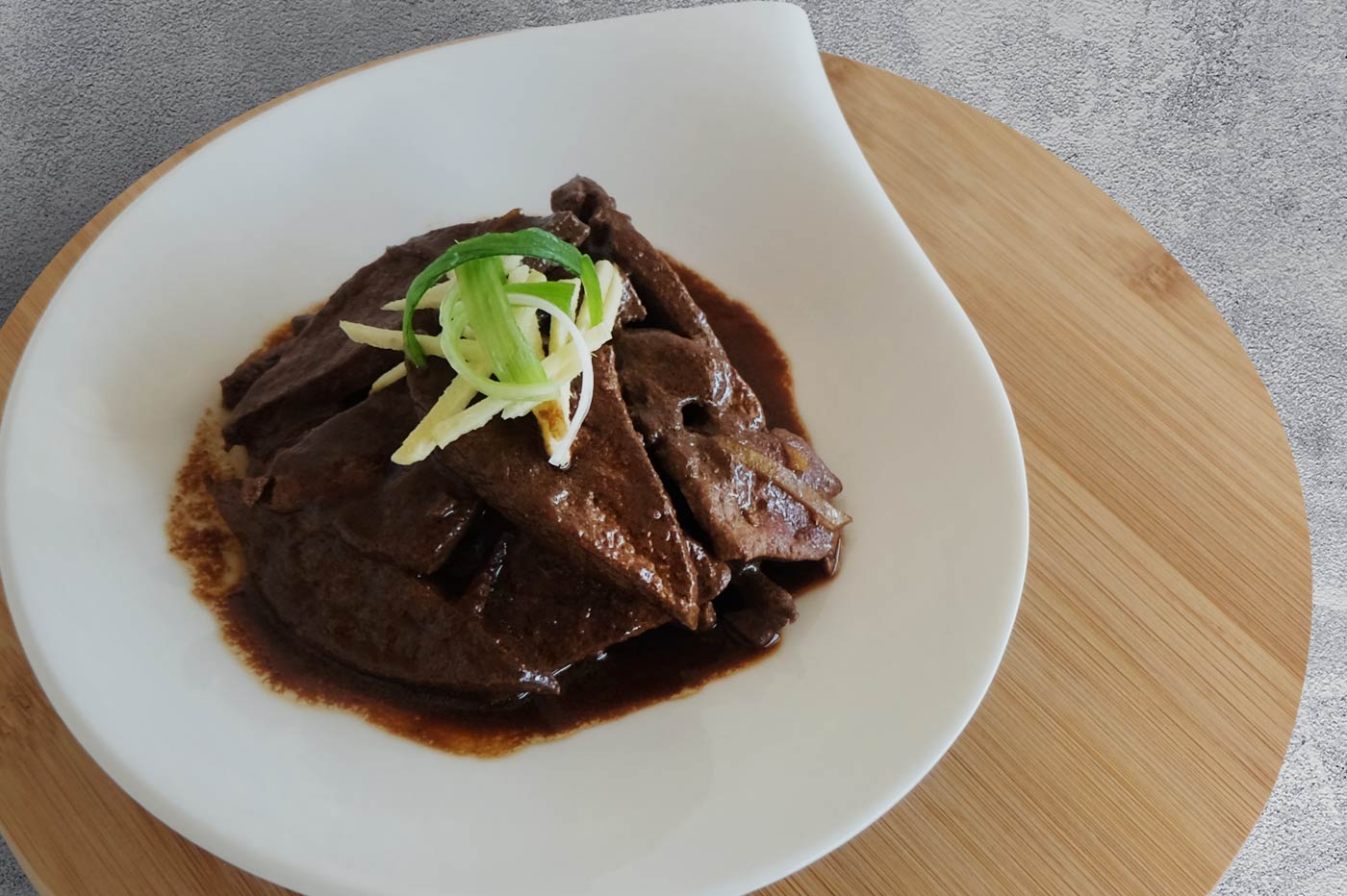 Stir fry Pork Liver with Ginger and Sesame Oil